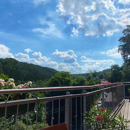 Muldenschloesschen - Gaestehaus & Restaurant *