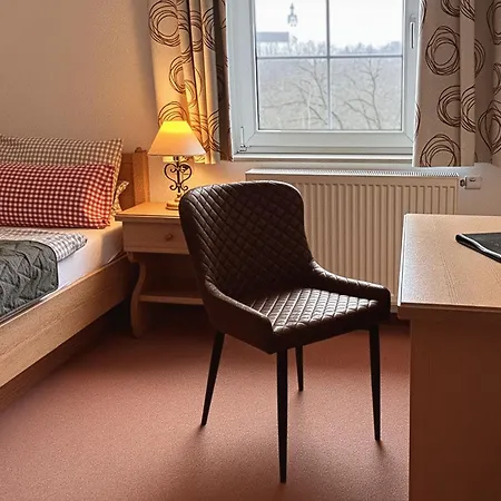 Muldenschloesschen ゲストハウス 3*